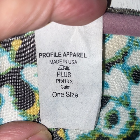 Sheer overlay multicolored abstract cheetah print - Picture 3 of 3